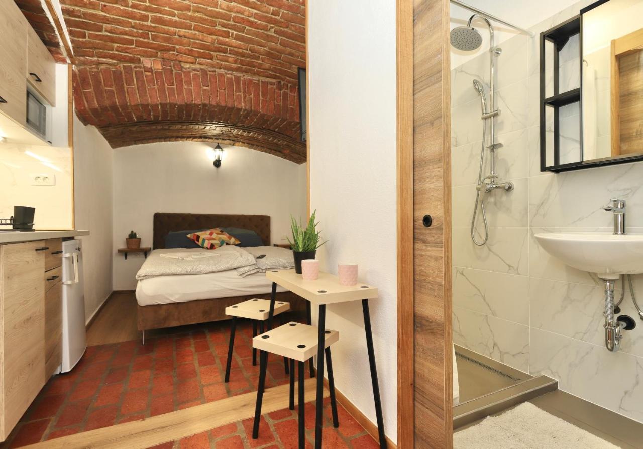 Podroom Apartments リュブリャナ エクステリア 写真